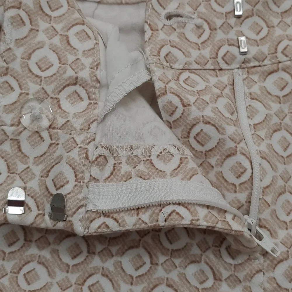 White House Black Market Women's Size 4 Bermuda Shorts